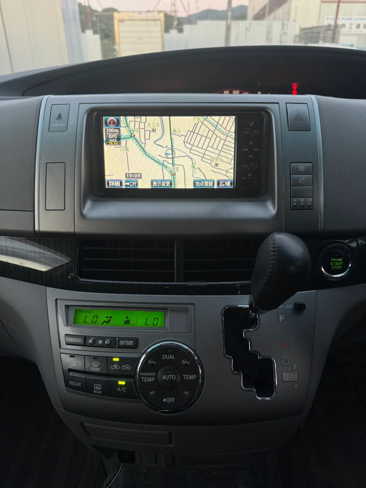 Toyota Estima Aero