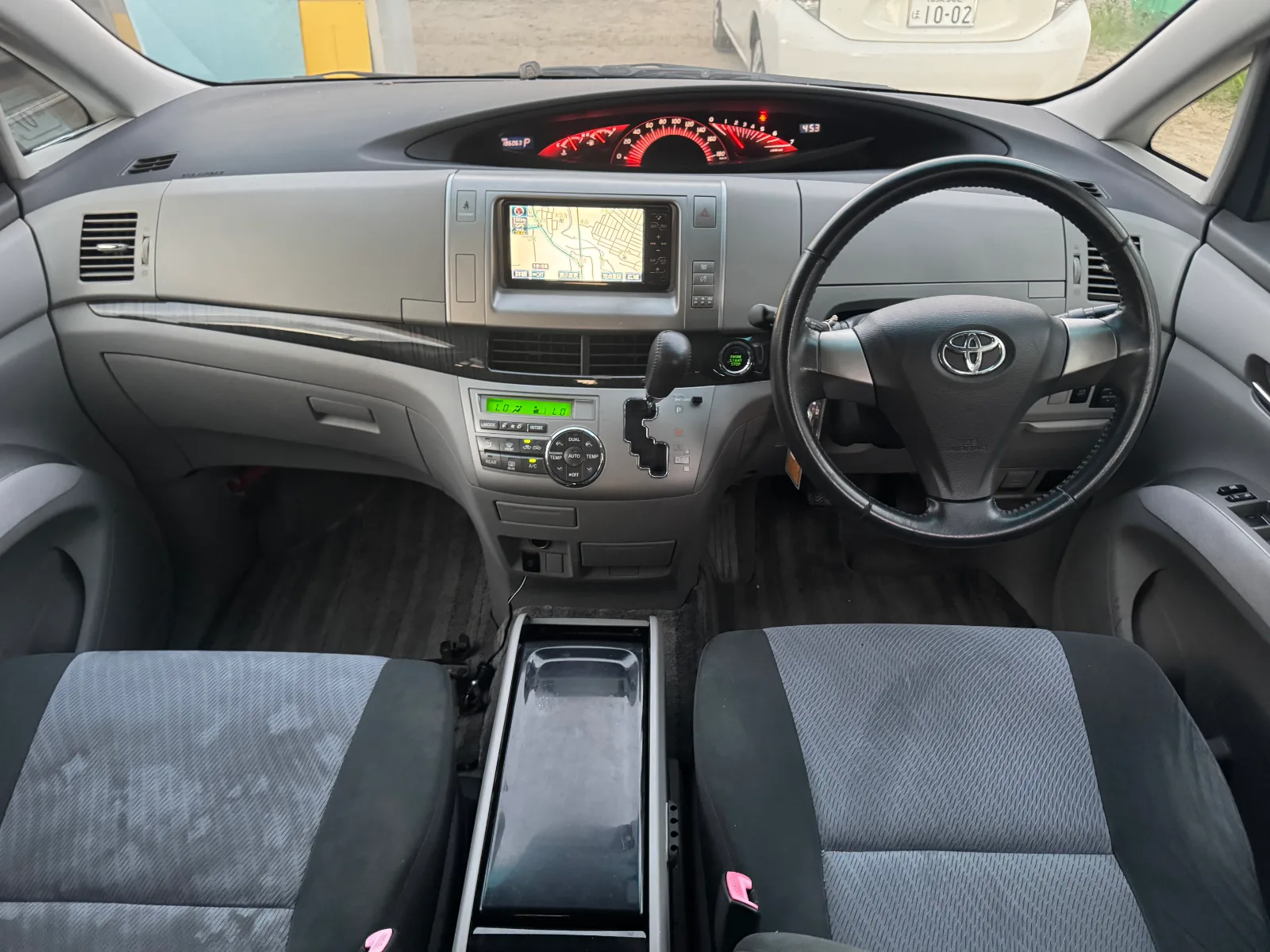 Toyota Estima Aero