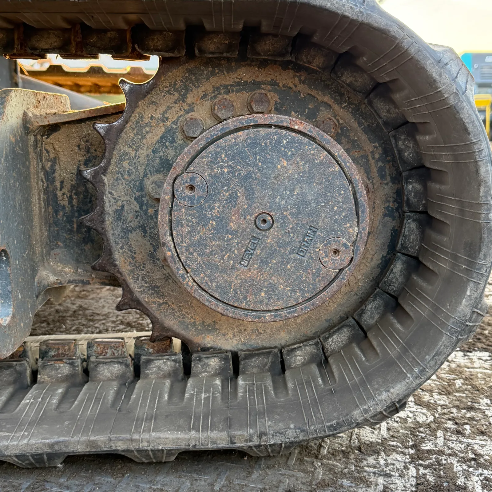 KOMATSU PC30MR-3 
