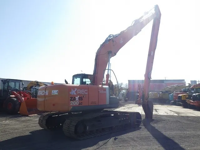 Hitachi ZX200LC-3 (Long Arm)
