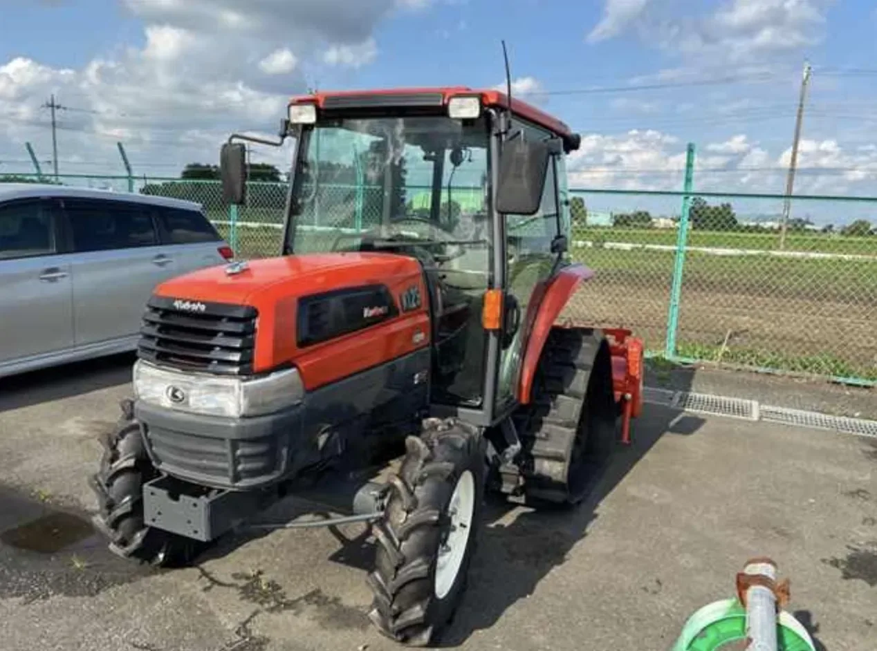 KUBOTA KL-25 TRACTOR