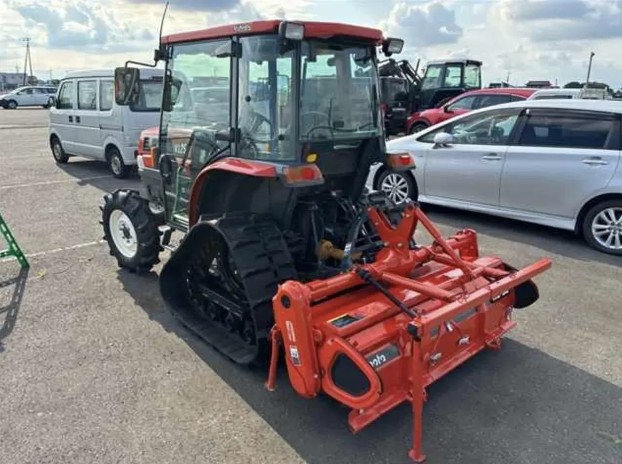 KUBOTA KL-25 TRACTOR