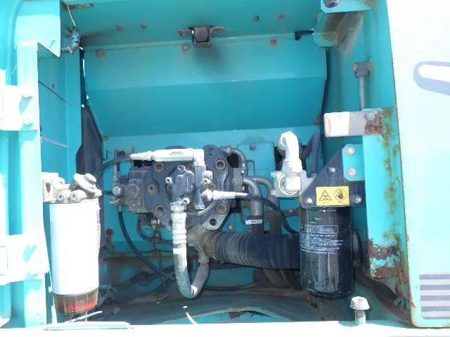 KOBELCO SK200-8 (YN12)