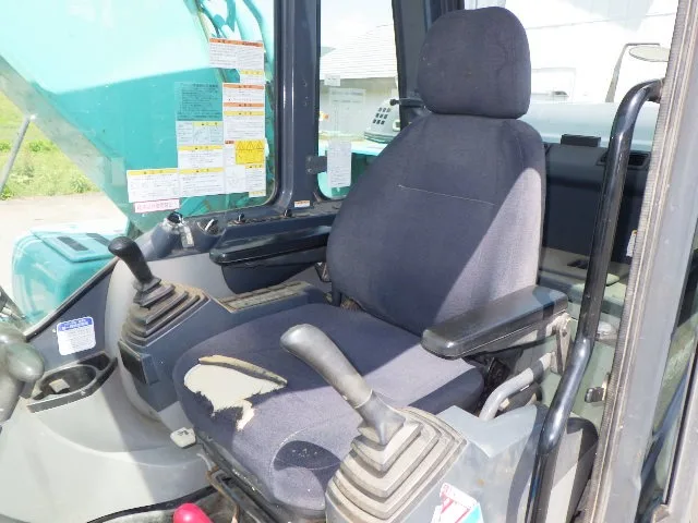 KOBELCO SK200-8 (YN12)