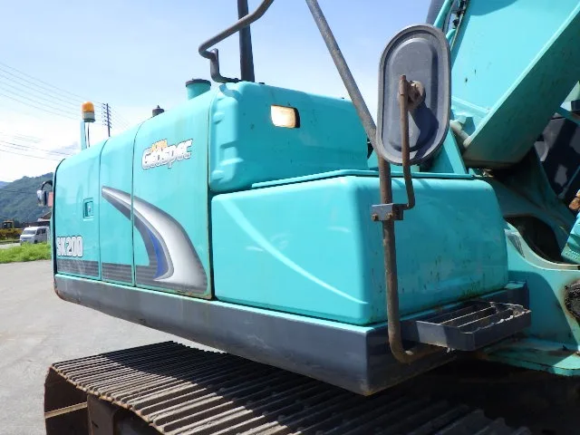 KOBELCO SK200-8 (YN12)