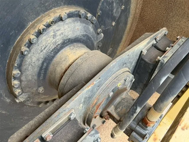 BOMAG BW211D4 VIBRATORY ROLLER