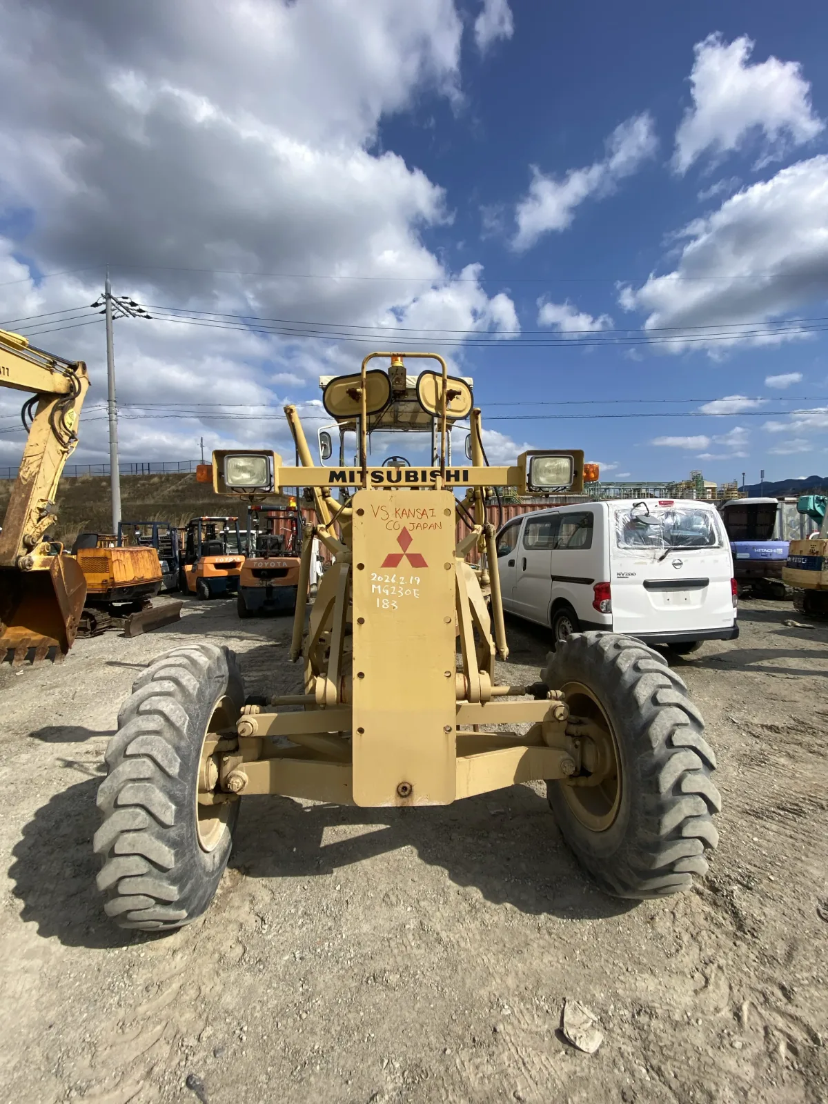 三菱 MG230E モーターグレーダー 2010年式